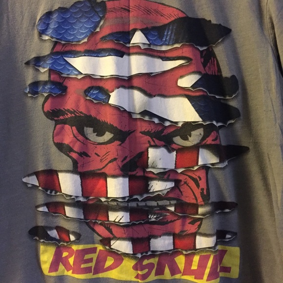 Vintage Red Skull T-shirt - Picture 3 of 3